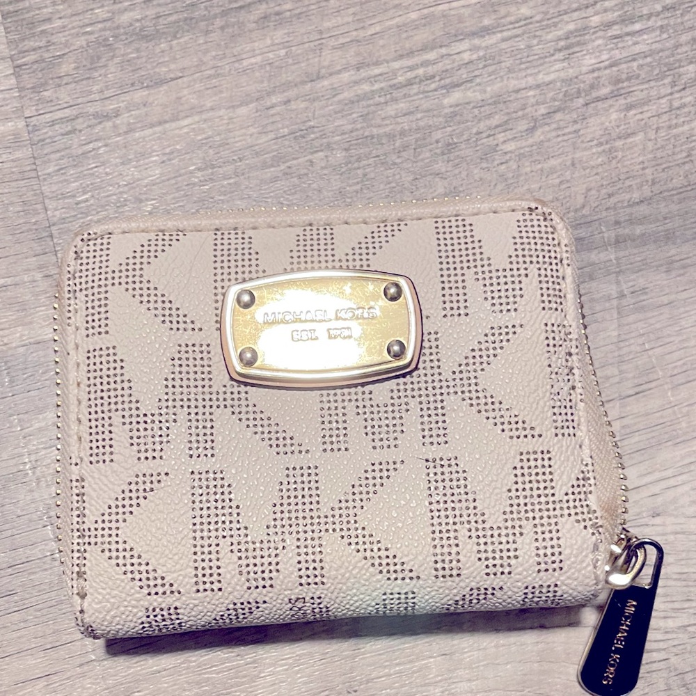 Michael Kors wallet
